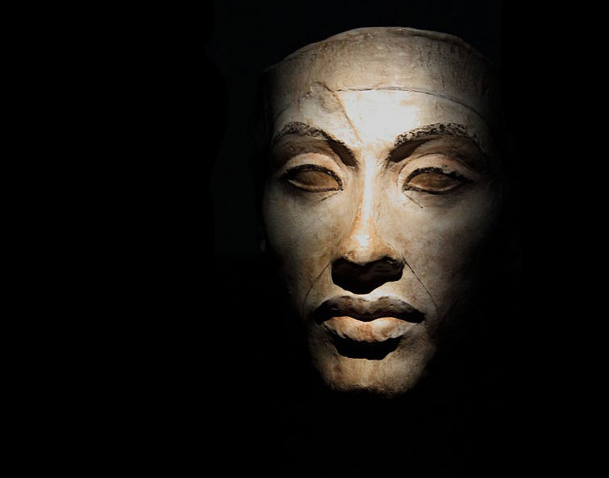 Egyptian Monotheism Akhenaten The Heretic King Historic Mysteries