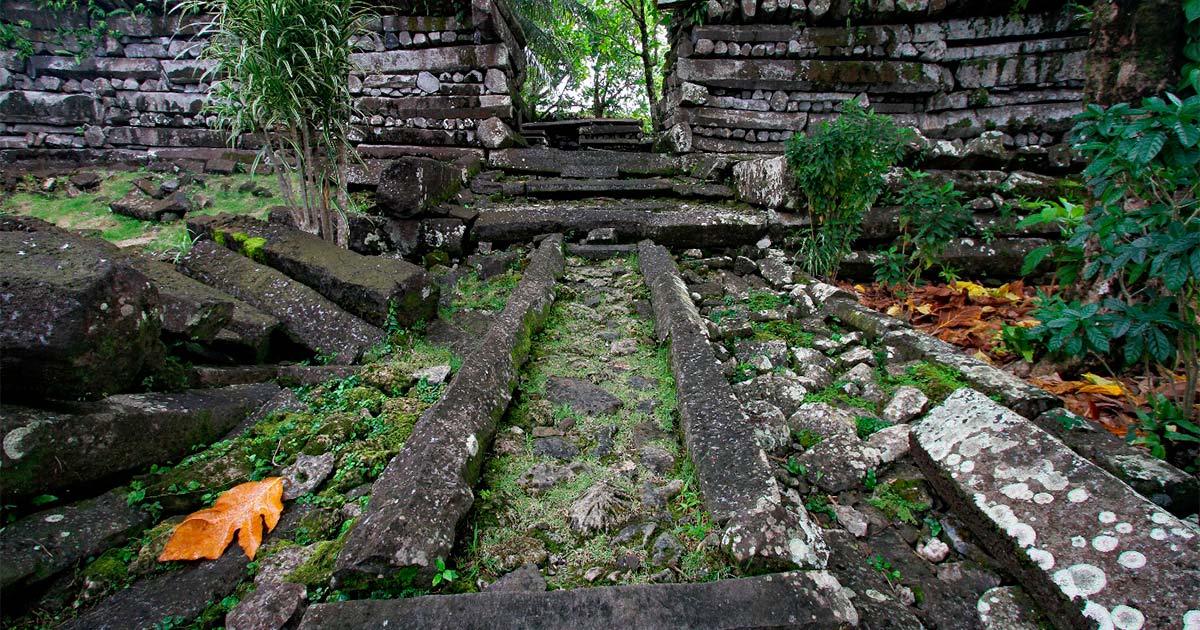 Coral Wonder Of The Pacific: The Ruined City Of Nan Madol - Historic ...